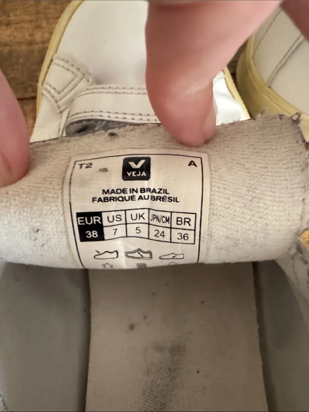 Veja Women’s White Velcro Sneakers with Cream Sole - Picture 7 of 7